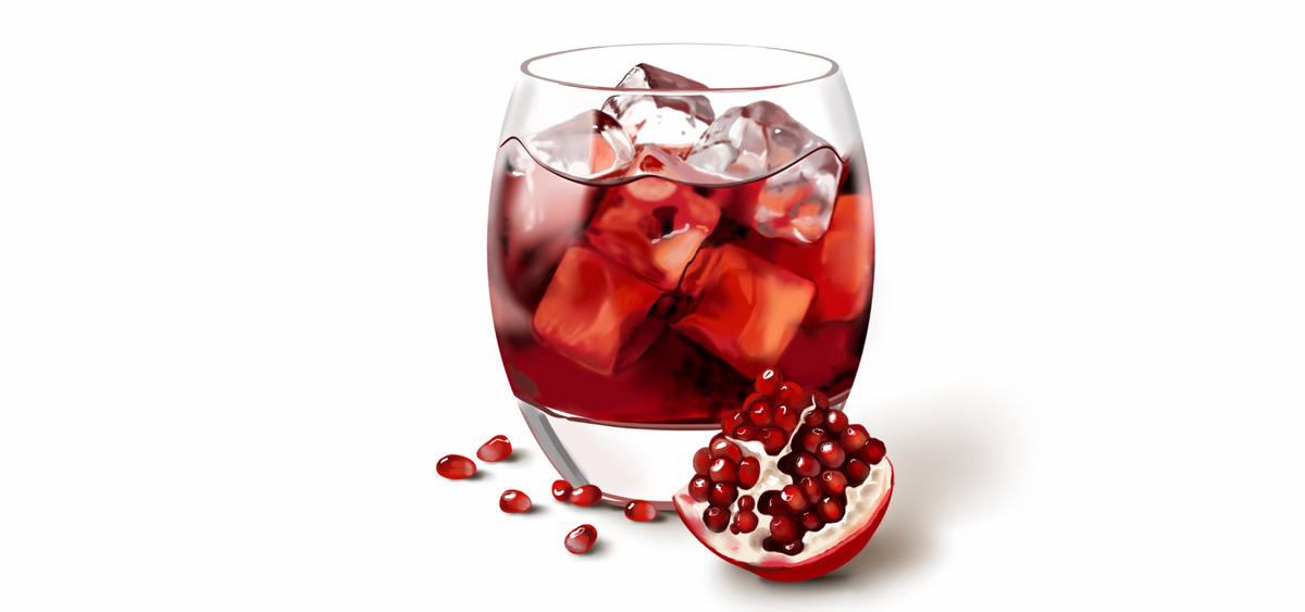 Roter Drink mit Eiswürfeln und Granatapfel vor hellem Hintergrund – moderne Stilllebenkunst von Nia Moody aus Köln.